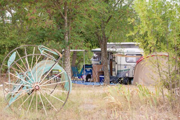 camping ferme cevennes 600x400 - Camping in France with own tent or caravan | Photo gallery