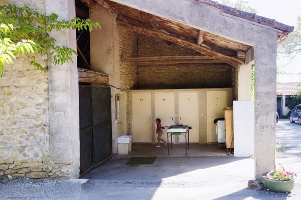 camping ferme sanitaire gard 600x400 - Farm campsite in Cevennes
