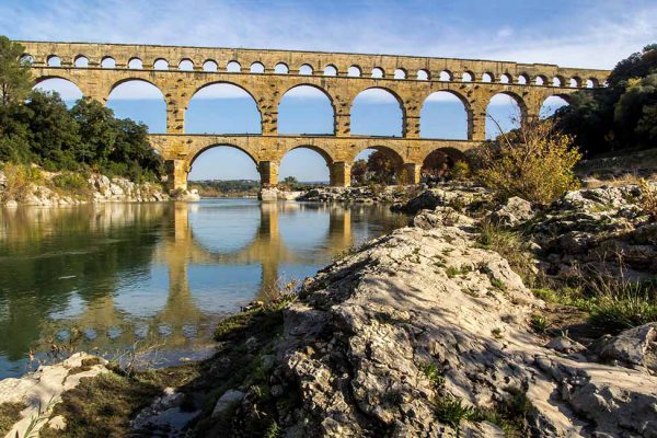 tourisme pont du gard 600x400 - Farm campsite in Cevennes