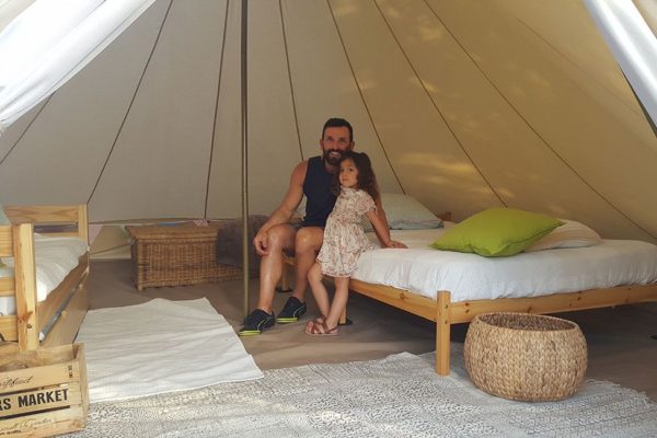 location tente 600x400 - Bell tent huren in Frankrijk  | Glamping Cevennes