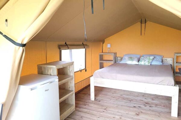 ecolodge junior lodge 600x400 - Louer une tente aménagée | Glamping couple en Cevennes