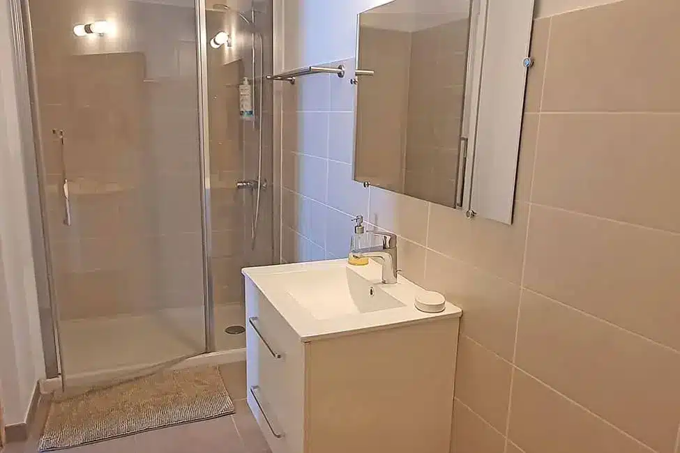 douche chambre hotes ferme - Chambre d'hote familiale en Cévennes | 2 à 4 personnes