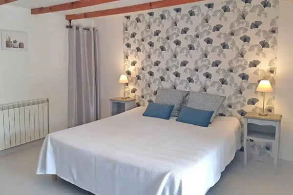 chambre hote ferme ales 1 600x400 - Bed and Breakfast with pool in Cevennes | Room for 2