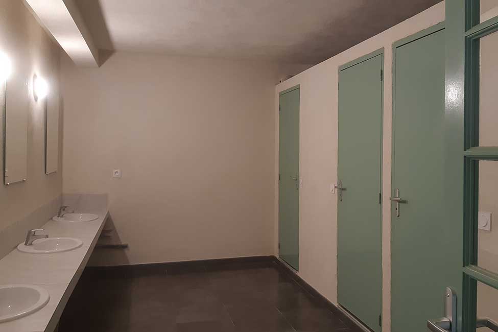 douches camping - &Eacute;quipements et services du camping | Mas Cauvy